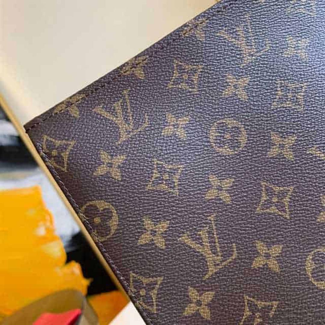 LOUIS VUITTON TOILETRY POUCH 26 EPI MONOGRAM CANVASM47542