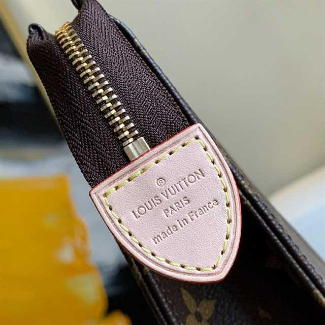 LOUIS VUITTON TOILETRY POUCH 26 EPI MONOGRAM CANVASM47542
