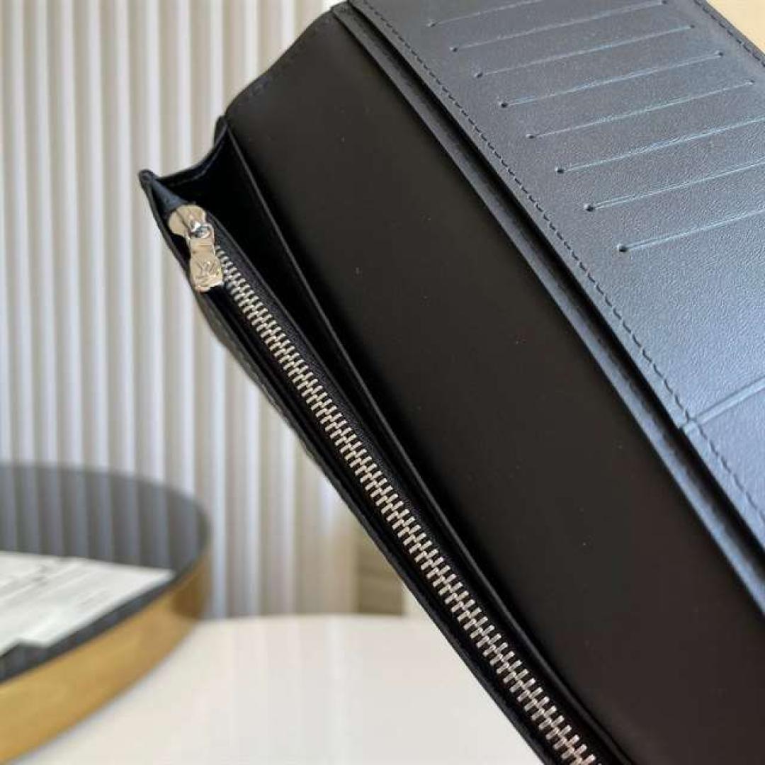 LOUIS VUITTON BRAZZA WALLET TAURILLON SHADOW LEATHER