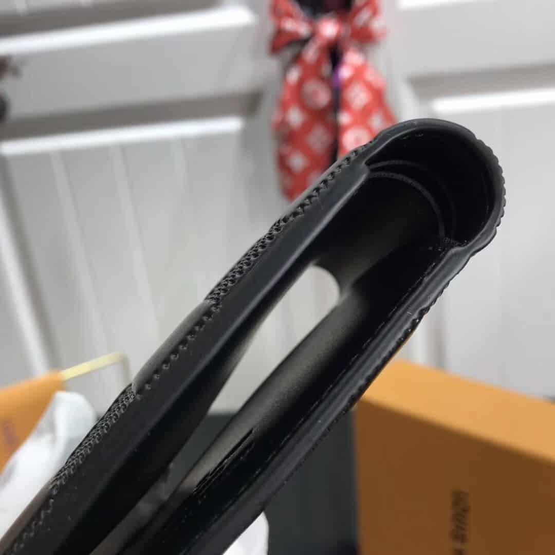 LV MULTIPLE WALLET