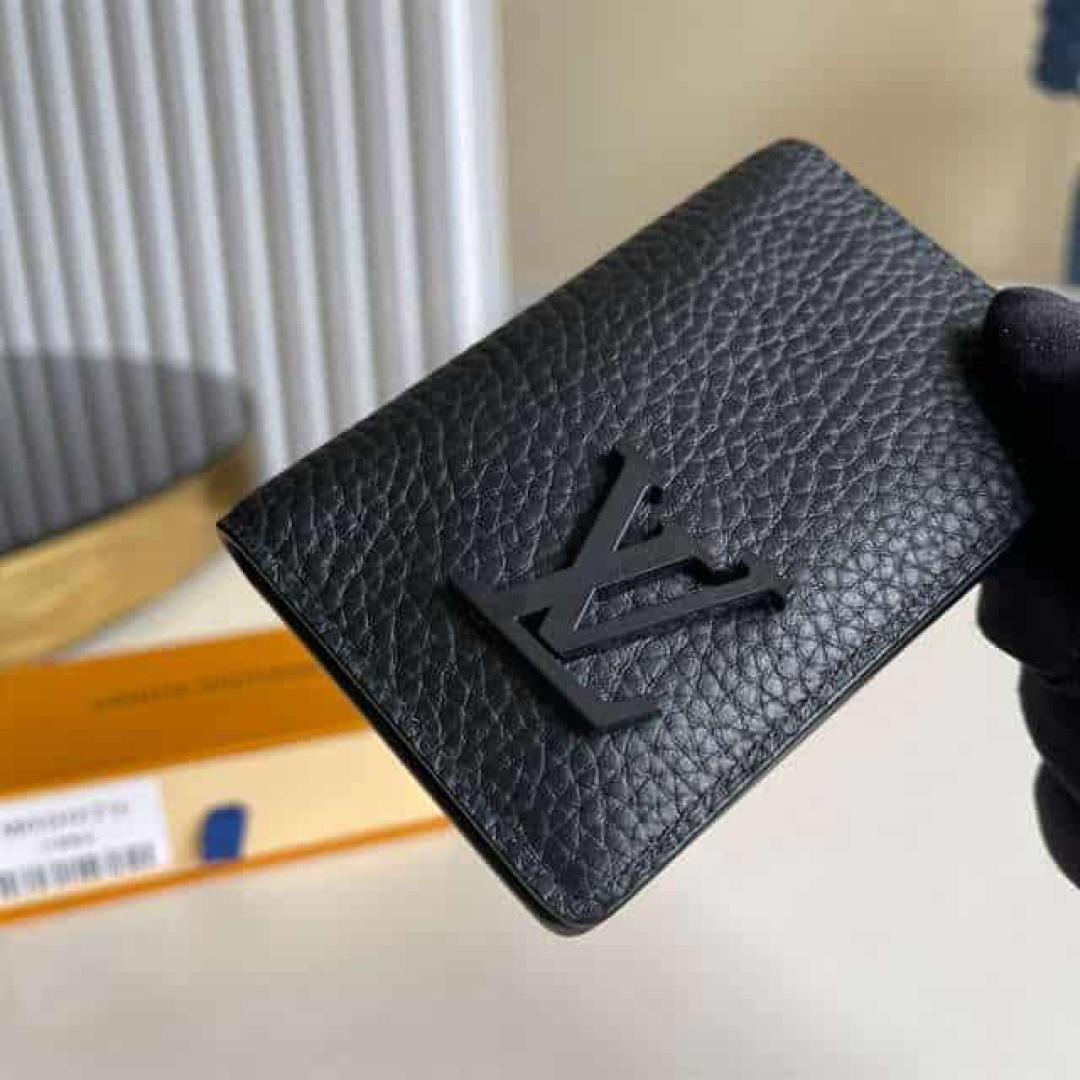 M69979 LOUIS VUITTON AEROGRAMPOCKET ORGANIZER