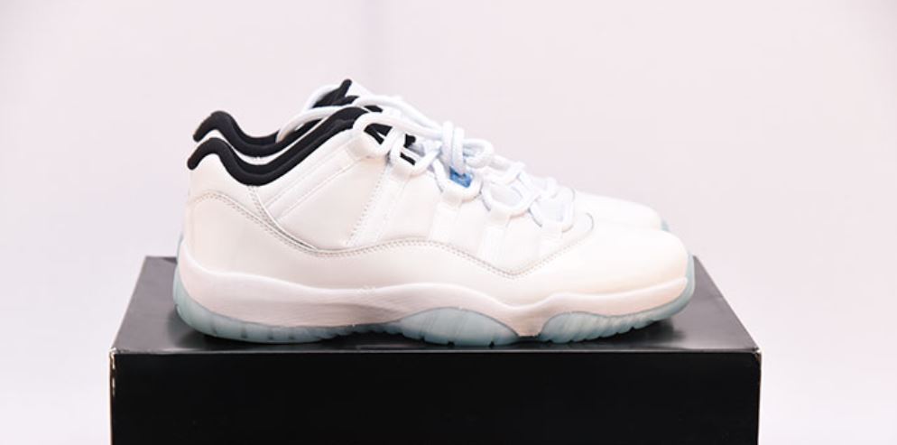 AIR JORDAN 11 LOW ”LEGEND BLUE“