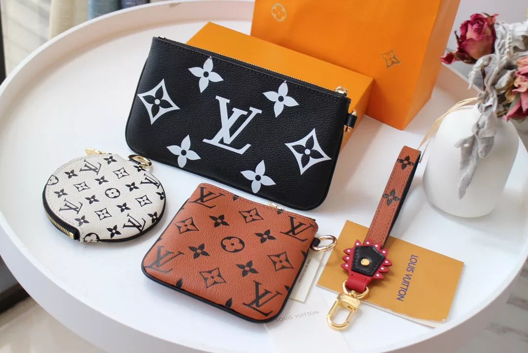 LOUIS VUITTON 19.5 X 11.5 X 3.0 CM CRAFTY TRIO BAG