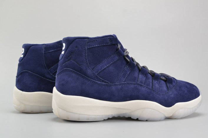 AIR JORDAN 11 RETRO "DEREK JETER NAVY SUEDE"