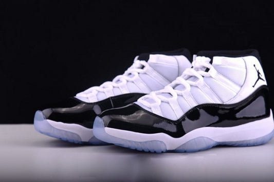 AIR JORDAN 11 RETRO "CONCORD"