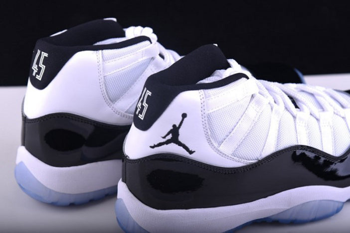 AIR JORDAN 11 RETRO "CONCORD"