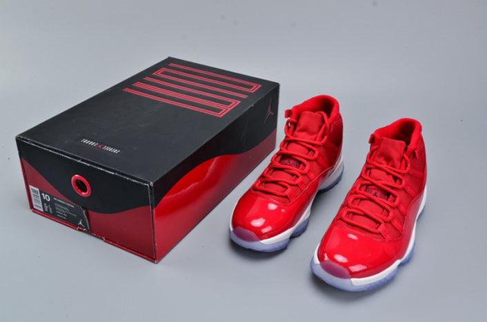AIR JORDAN 11 RETRO“GYM RED”