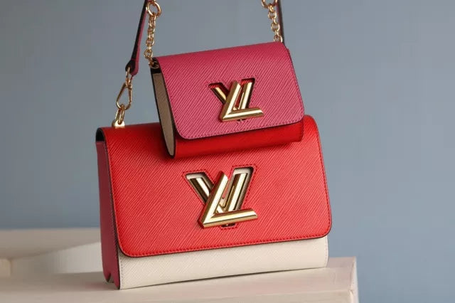 LOUIS VUITTON MM 23 X 18 X 8 CM 2COLORS