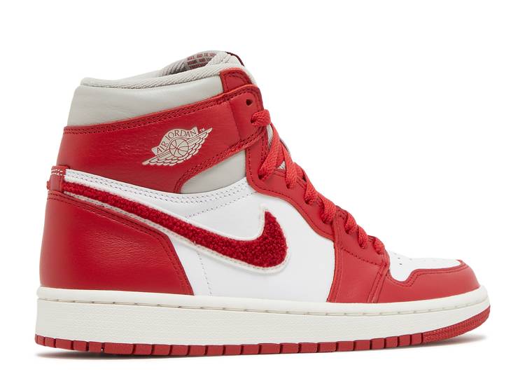 AIR JORDAN 1 HIGH OG "NEWSTALGIA CHENILLE"