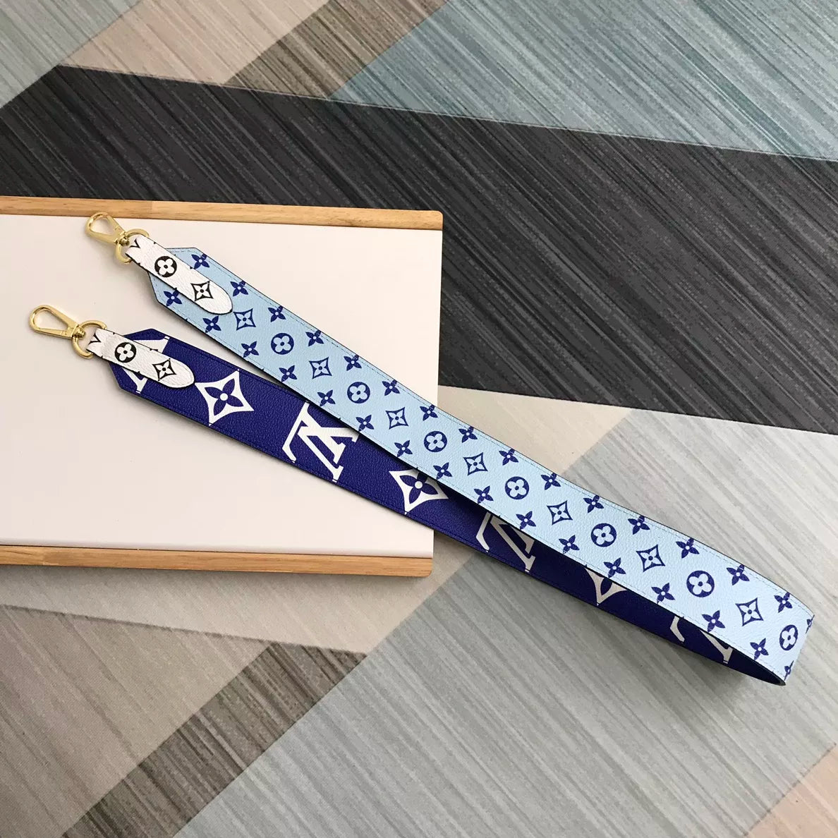 LOUIS VUITTON 90X4X0.2CM SHOULDER STRAPS