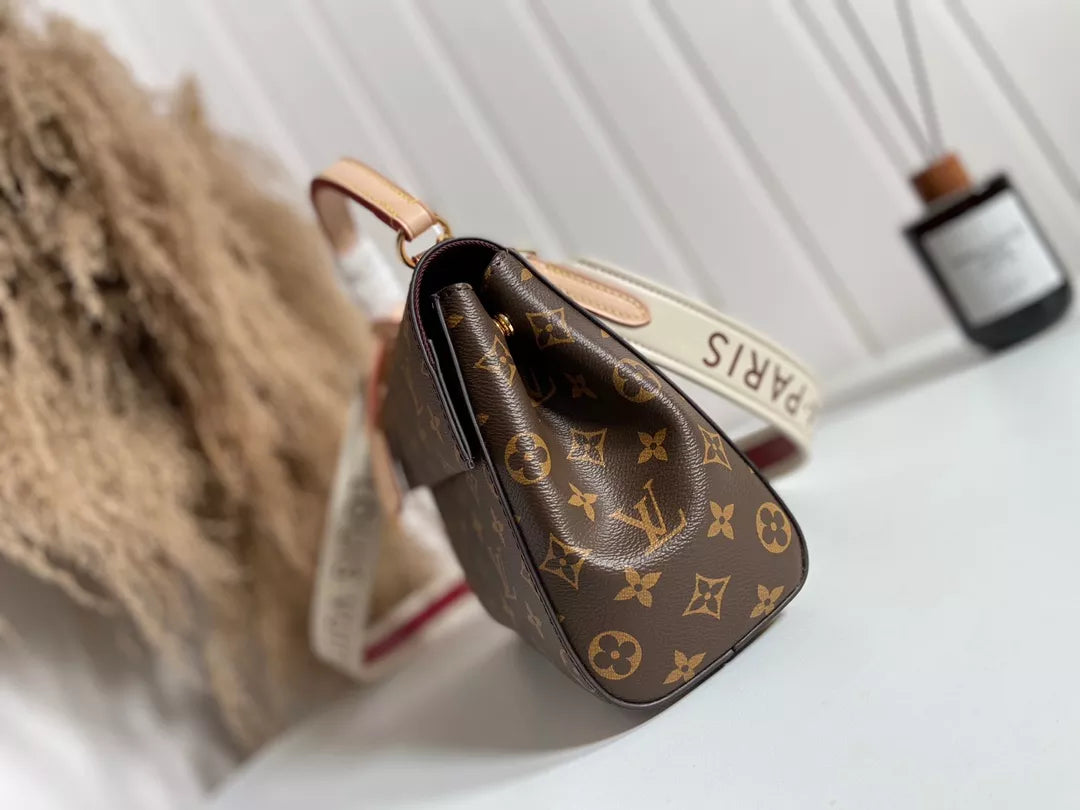LOUIS VUITTON 28.0X 20.0X 10.0 CM CLUNY BB