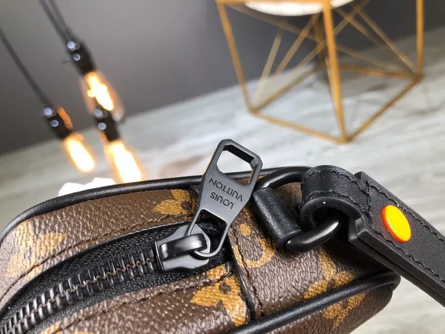 LOUIS VUITTON 21*12CM VIRGIL ABLOH