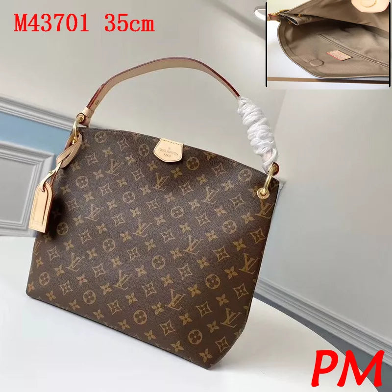 LOUIS VUITTON 35 X 30 X 11CM