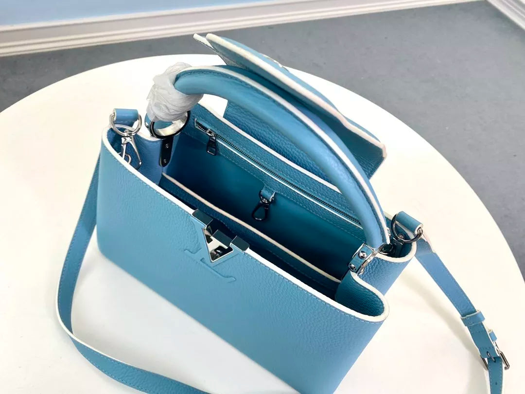 LOUIS VUITTON 27/31 CAPUCINES HANDBAG