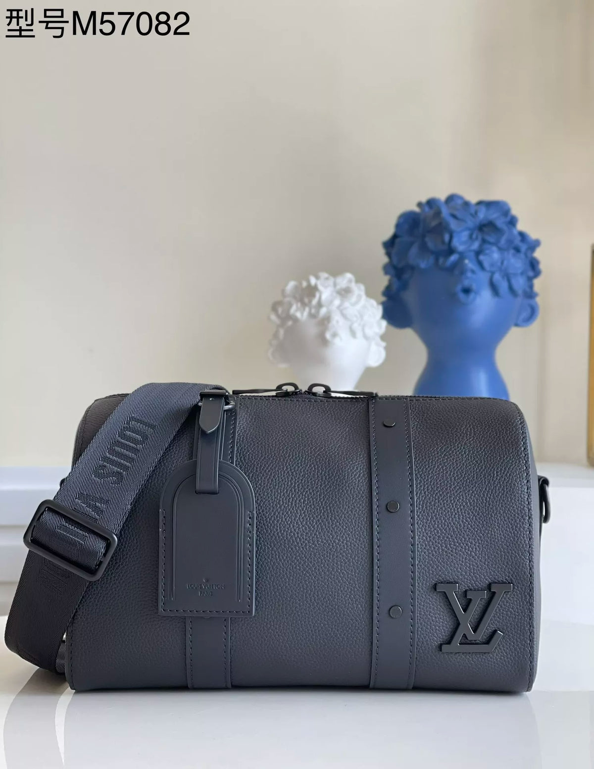 LOUIS VUITTON 27 X 17 X 13CM CITY KEEPALL 27CM