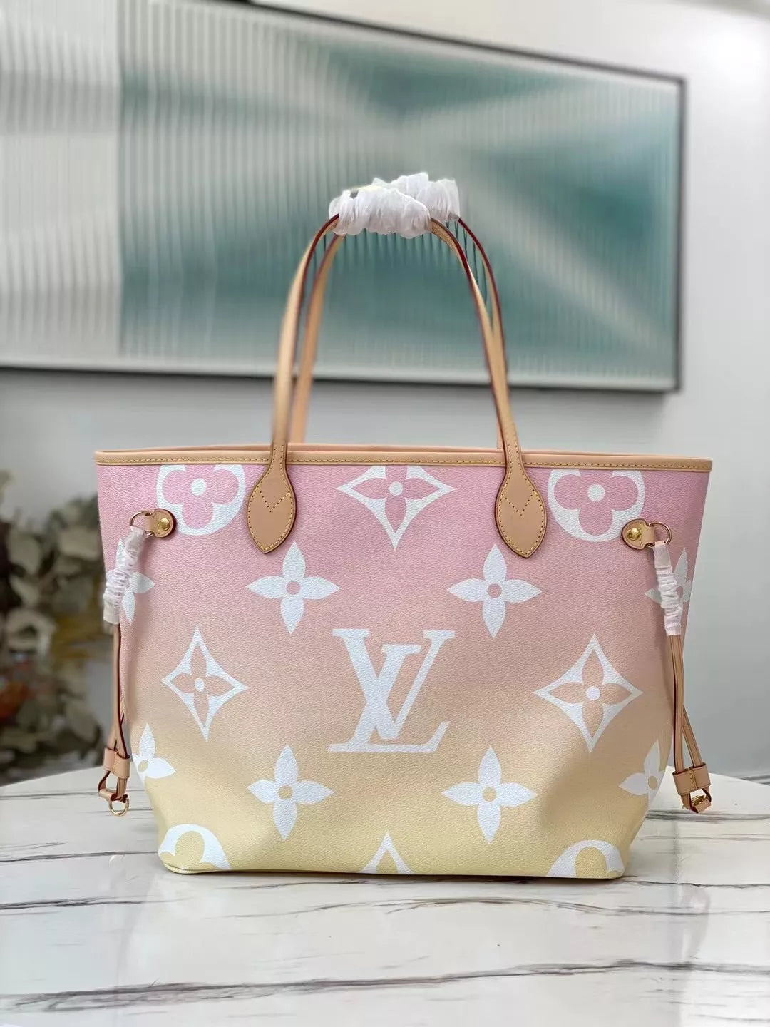 LOUIS VUITTON 12.2 X 11 X 5.5 INCHES NEVERFULL MM