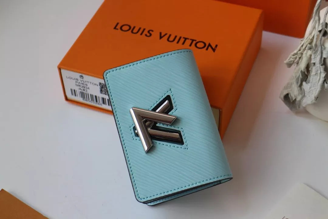 LOUIS VUITTON 10.5 x 7.0 x 3.0 CM MULTICARTES BAG