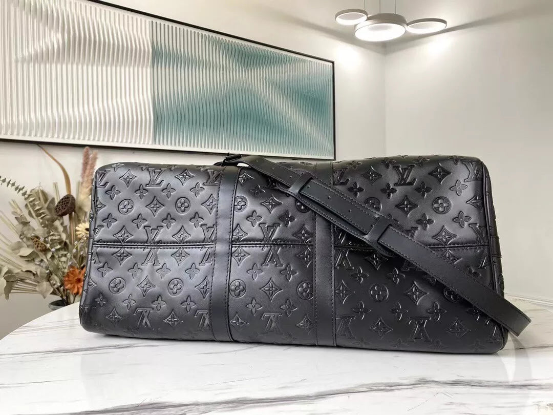 LOUIS VUITTON 50 X 29 X 23 CM HAND BAGS