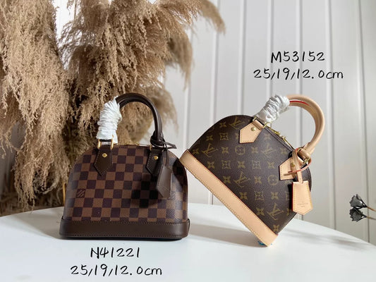 LOUIS VUITTON 25×19×12CM ALMA BB