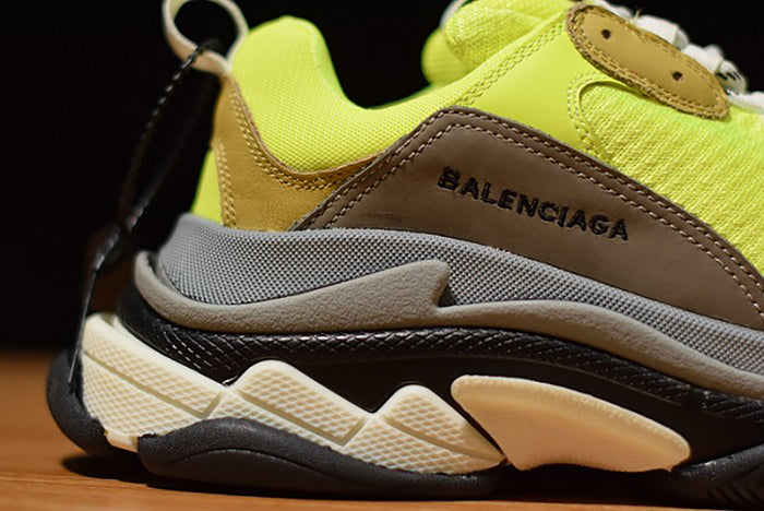 BALENCIAGA TRIPLE S