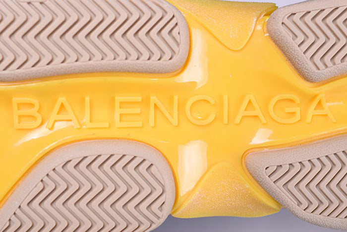 BALENCIAGA 17FW TRIPLE S"CREAM" WASHED SHOW SNEA GREY MENS