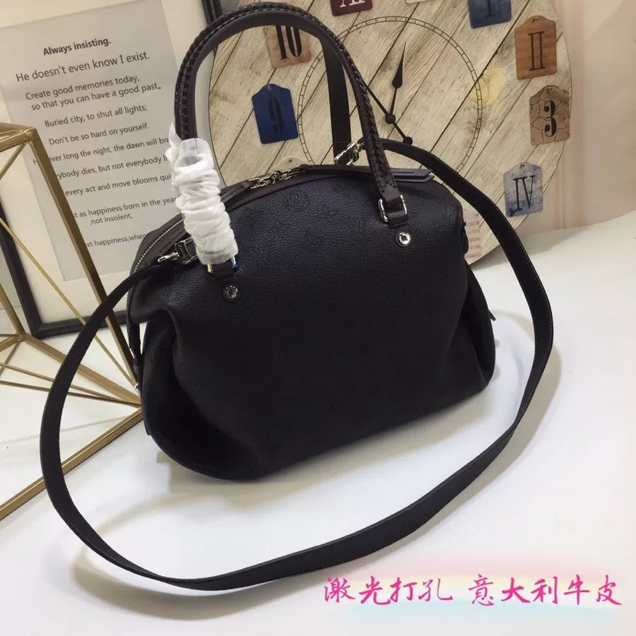 LOUIS VUITTON FAVORITE 36 X 22 X 20CM MAHINA ASTERIA
