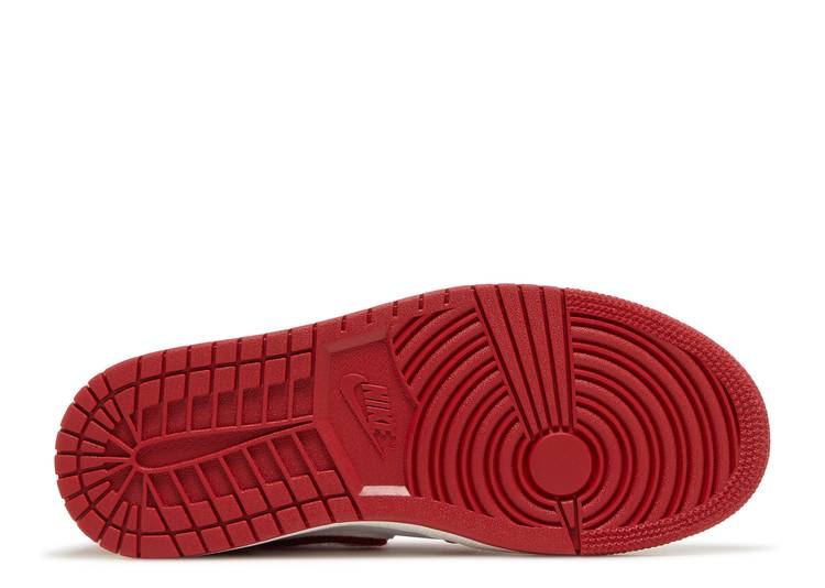 AIR JORDAN 1 HIGH OG "NEWSTALGIA CHENILLE"