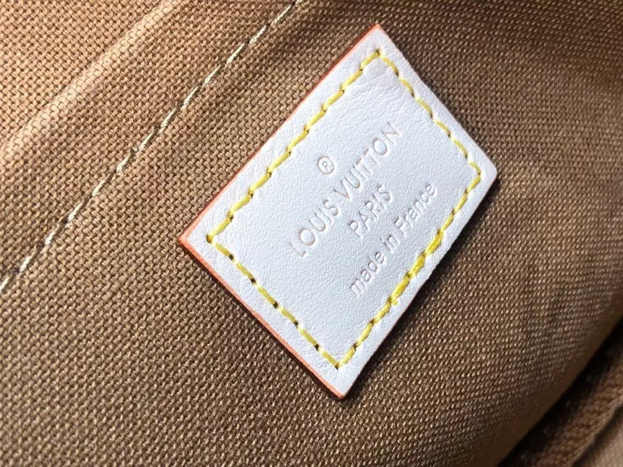 LOUIS VUITTON PACKET 14*9CM BIG BAG 24*16CM FAVORITE