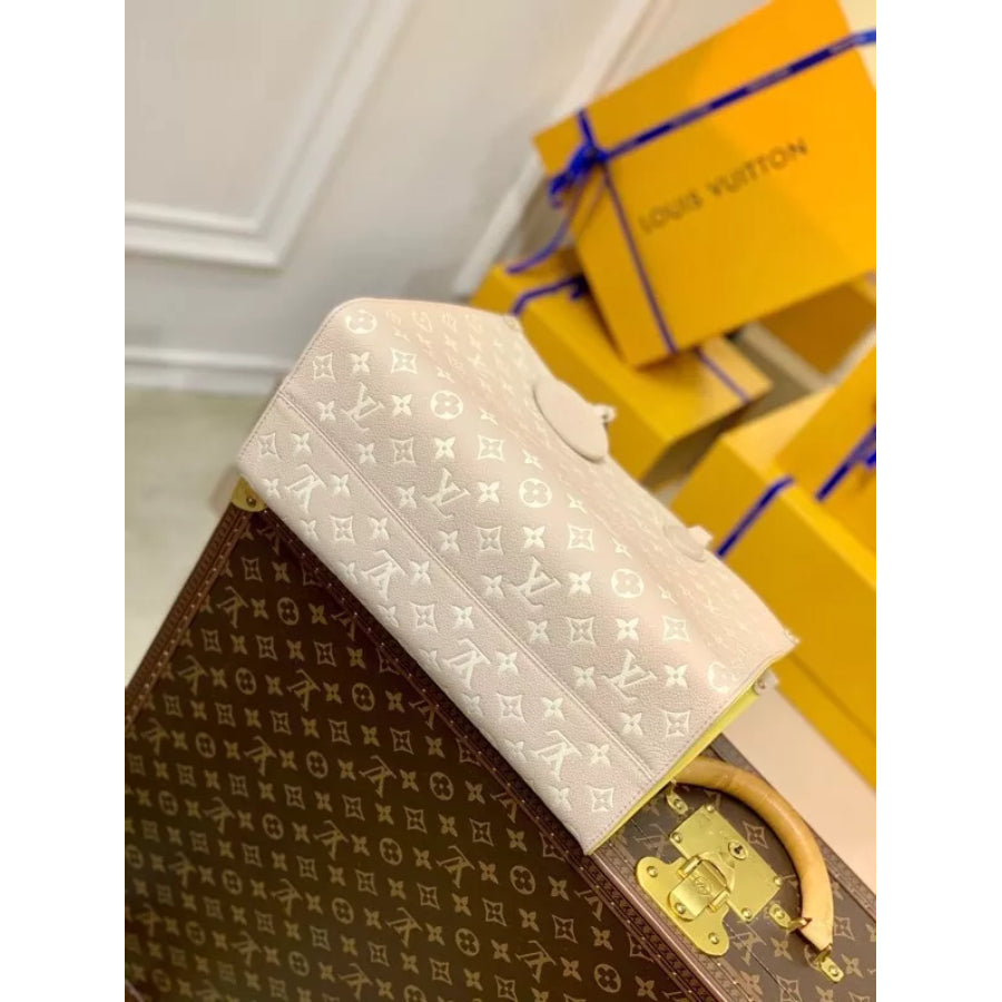 LOUIS VUITTON 35*27*14CM ON THE GO HANDBAG, COWHIDE