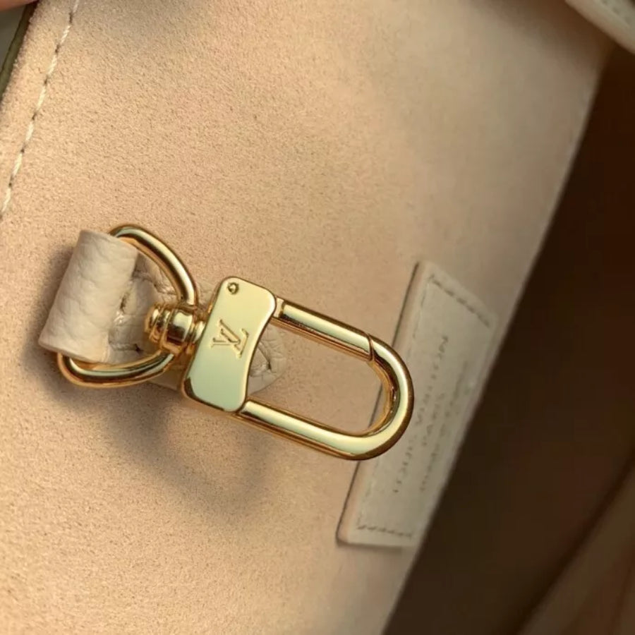 LOUIS VUITTON 35*27*14CM ON THE GO HANDBAG, COWHIDE