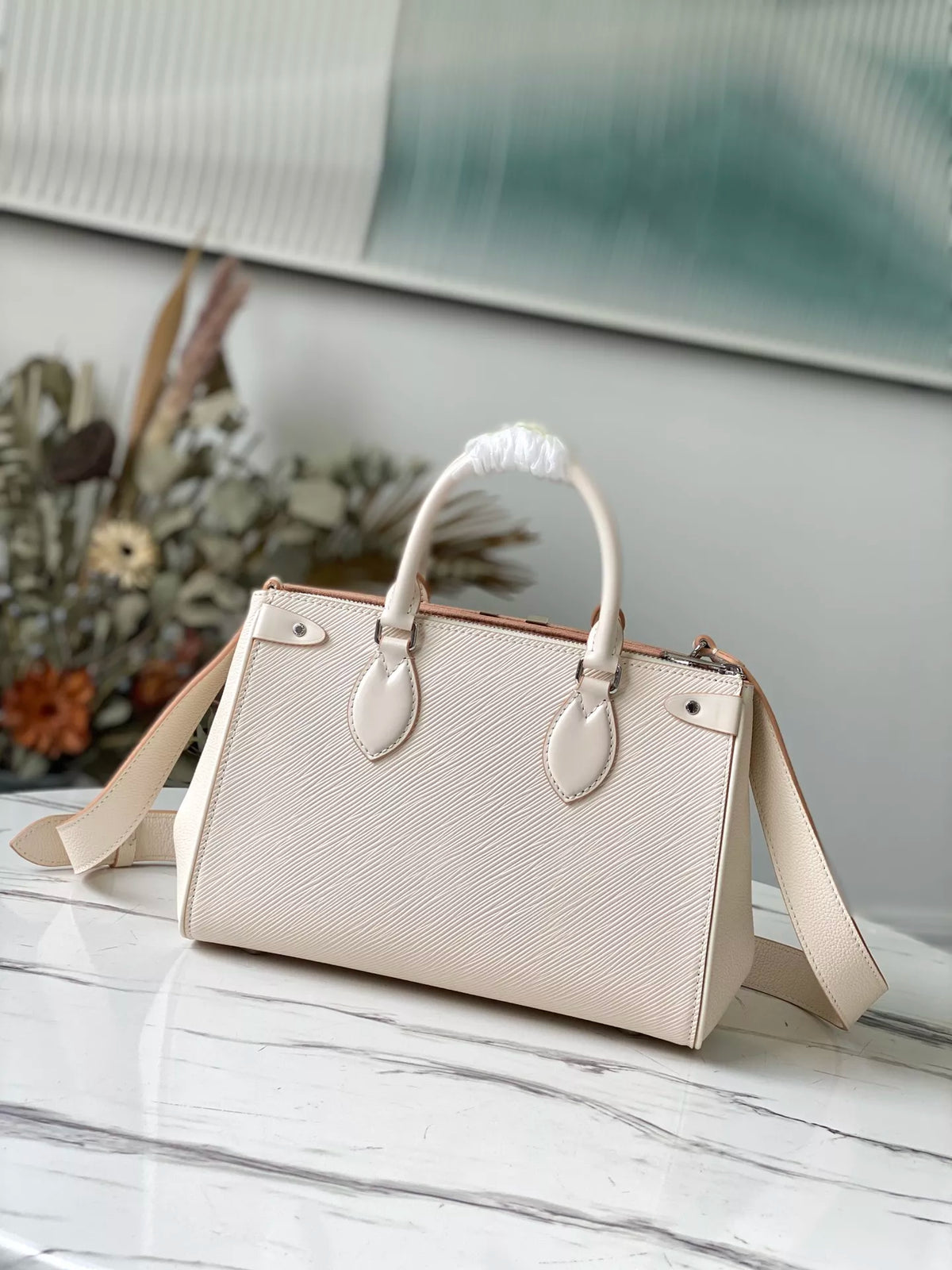 LOUIS VUITTON 27 X 19 X 11.5 CM GRENELLE TOTE BAG