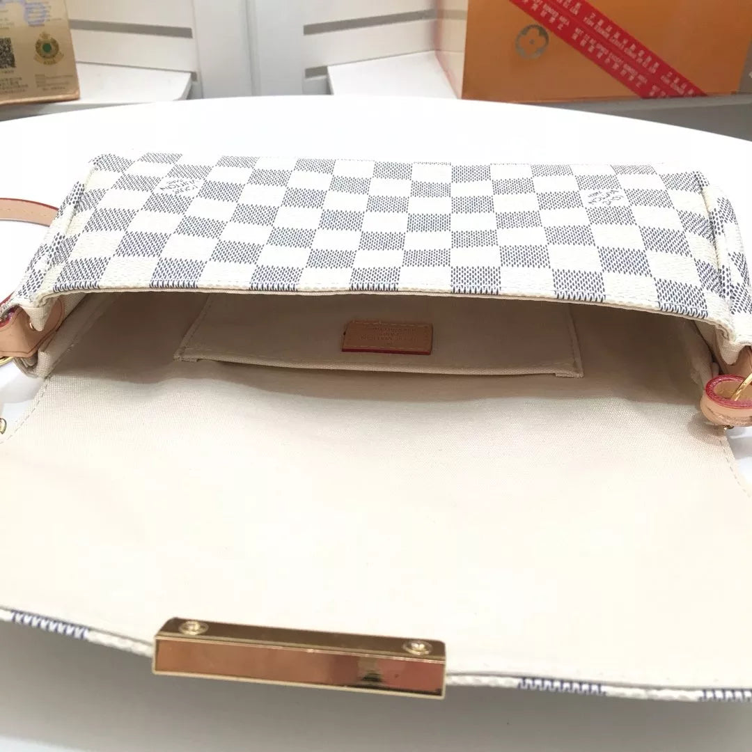 LOUIS VUITTON M40718 BAG