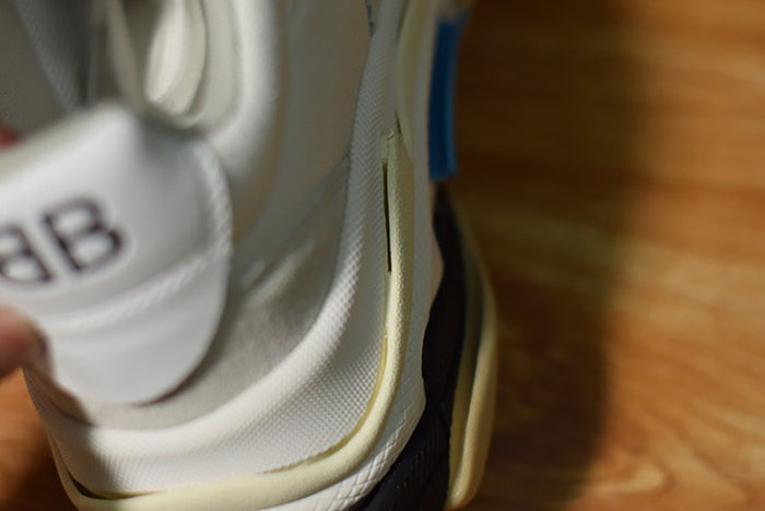 BALENCIAGA TRIPLE S WHITE SUEDE