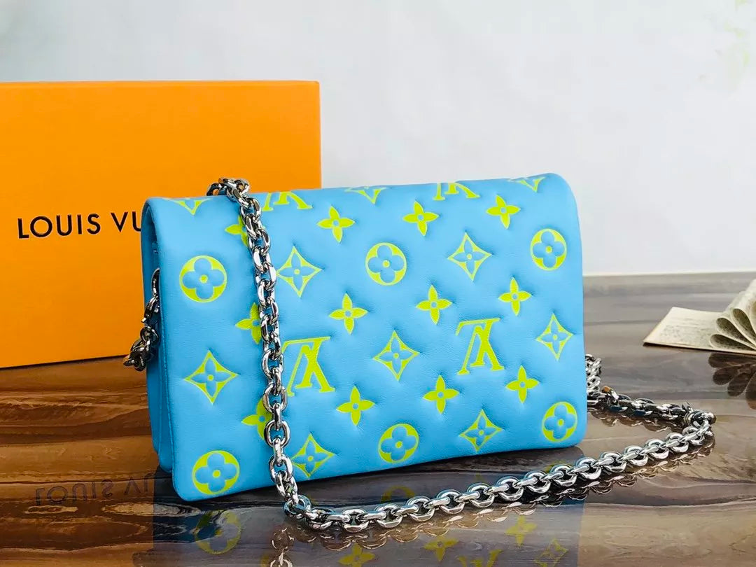 LOUIS VUITTON 20 X 14 X 8CM POCHETTE COUSSIN CHAIN BAG