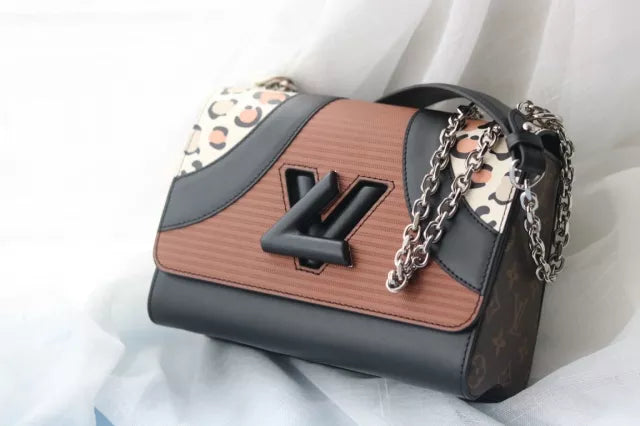 LOUIS VUITTON MM 23 X 18 X 8 CM 1 COLOR