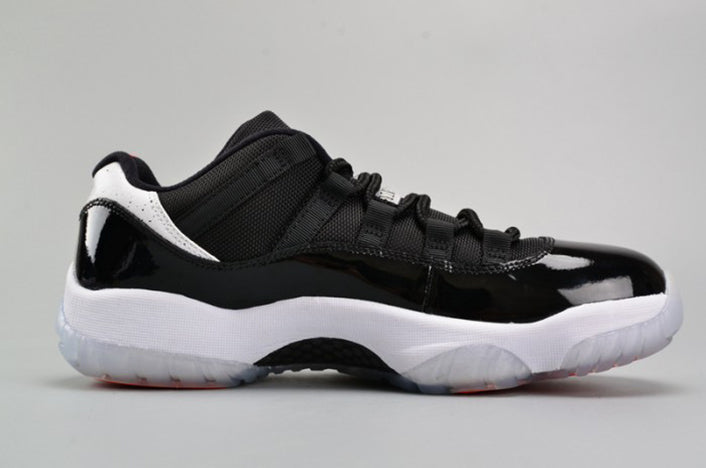 AIR JORDAN 11 RETRO LOW "INFRARED"