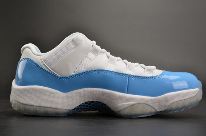 AIR JORDAN 11 RETRO LOW "UNC"