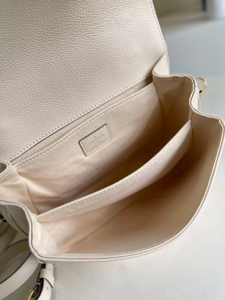 LOUIS VUITTON 25 X 19 X 9CM CRAFT POCHETTE METIS