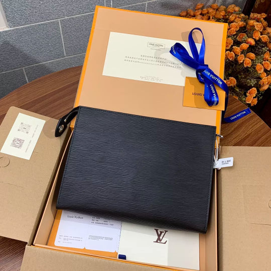 LOUIS VUITTON 27×20×3CM BLACK POCHETTE VOYAGE