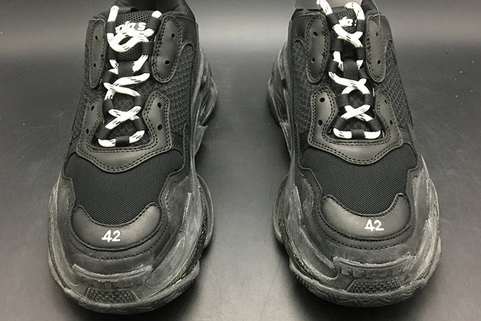 BALENCIAGA TRIPLE S TRAINER 'CLEAR SOLE' - BALENCIAGA -BLACK