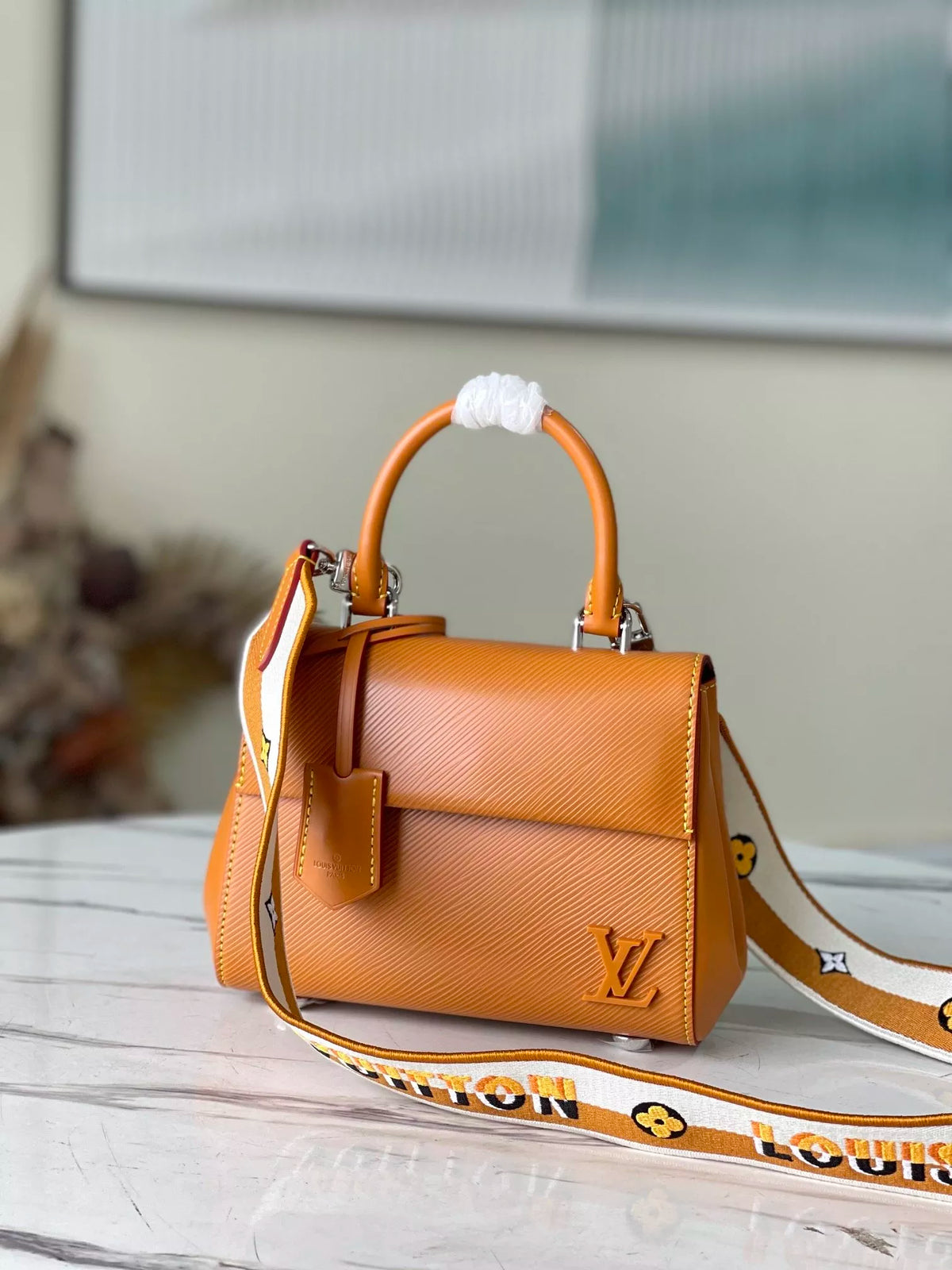 LOUIS VUITTON 20*16*7.5CM CLUNY MINI HANDBAG, EPI LEATHER