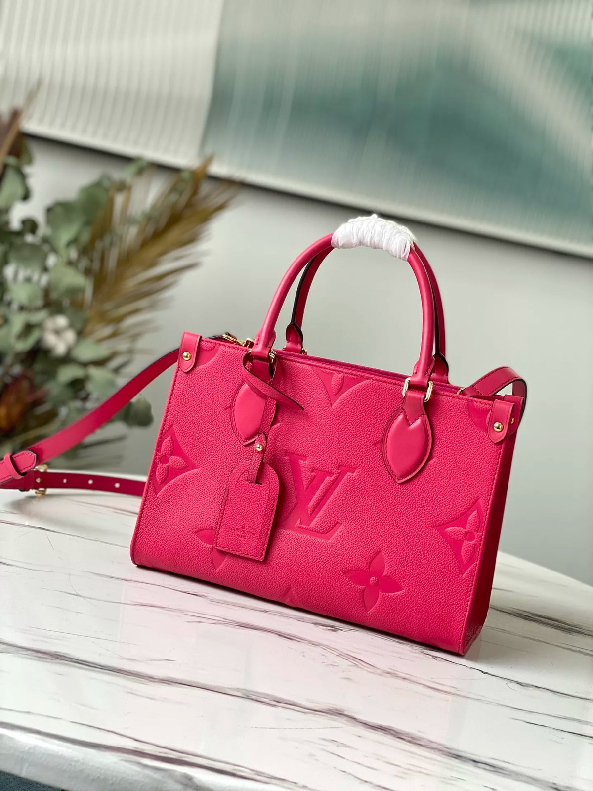 LOUIS VUITTON 28.0 X 11.0 X 19.0CM ON THE GO TOTE BAG