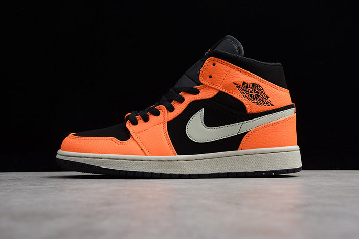 AIR JORDAN 1 MID "BLACK ORANGE"