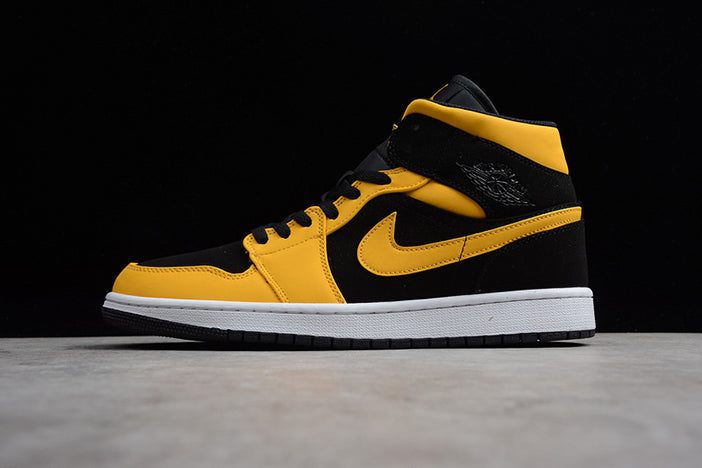 AIR JORDAN 1 MID "BLACK UNIVERSITY GOLD"