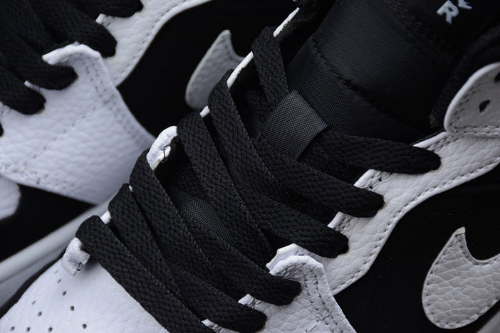 AIR JORDAN 1 MID "WHITE BLACK"