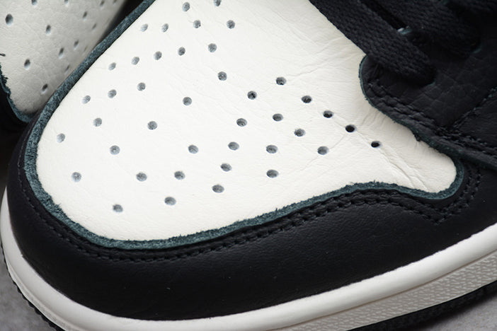 AIR JORDAN 1 SPORTS ILLUSTRATED "A STAR IS BORN"