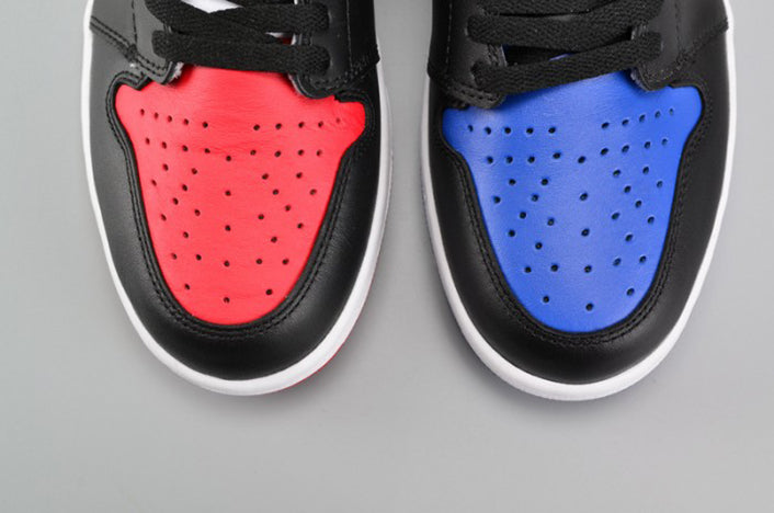AIR JORDAN 1 RETRO HIGH OG "TOP 3"