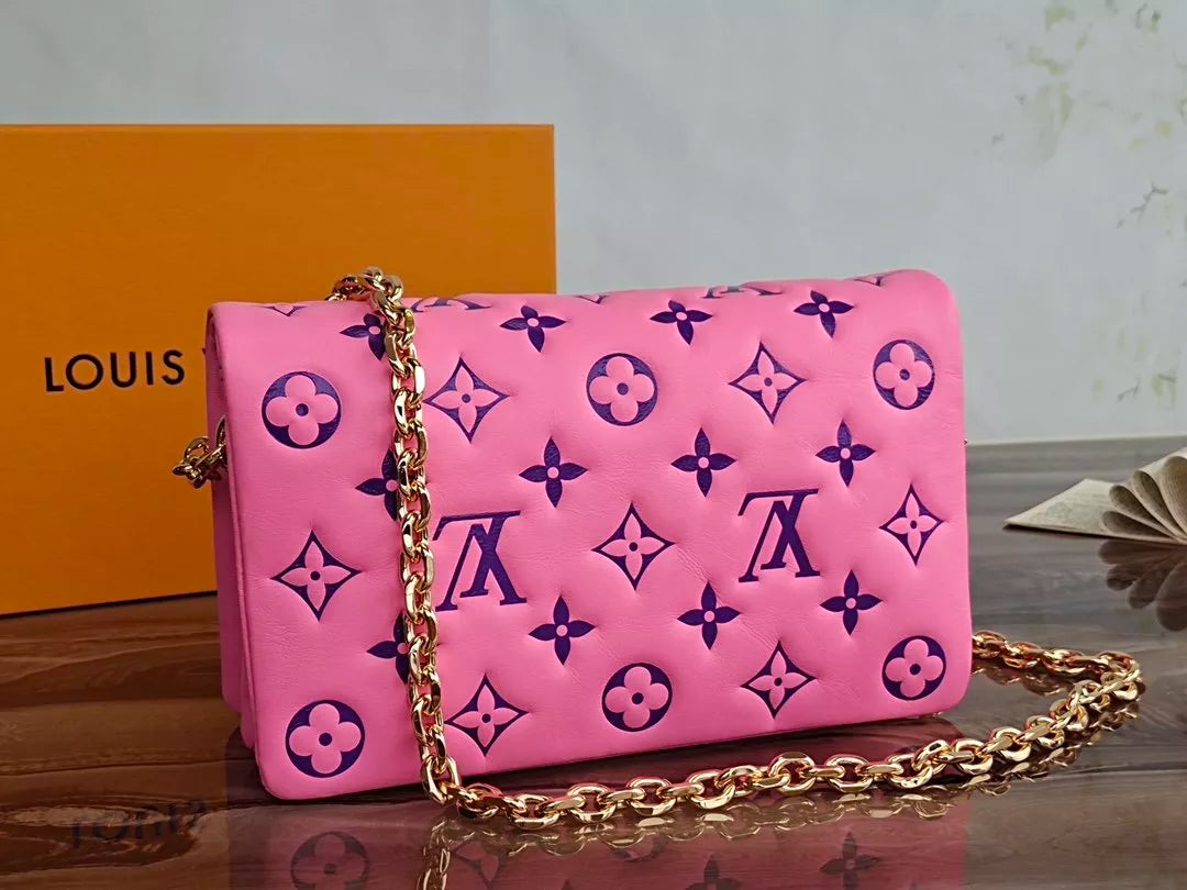 LOUIS VUITTON 20 X 14 X 8CM POCHETTE COUSSIN CHAIN BAG