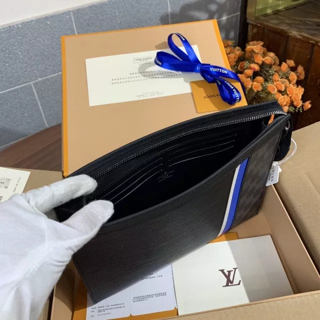 LOUIS VUITTON 27.0X21.0X3.0CM POCHETTE VOYAGE