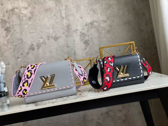 LOUIS VUITTON 19 X 15 X 9CM 23 X 17 X 9.5CM TWIST WILD AT HEART